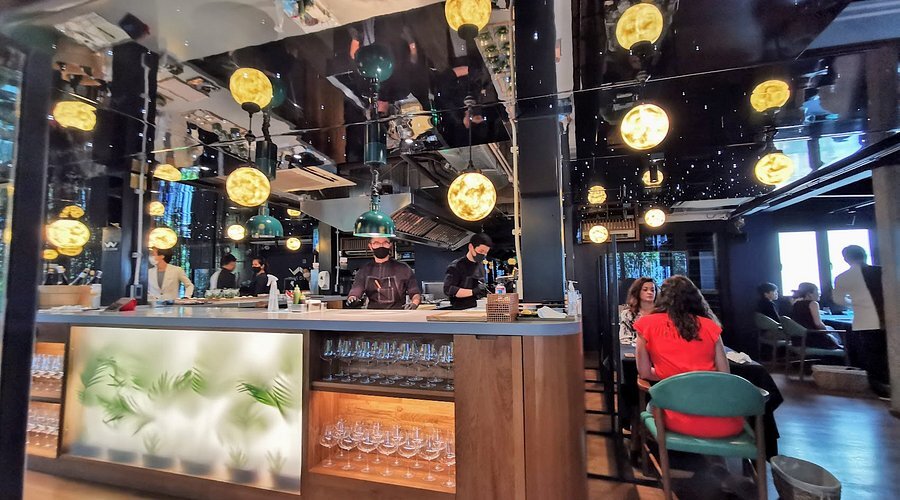 gaggan bangkok tables